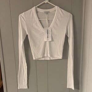 Cotton On Classic White V-Neck Crop Top